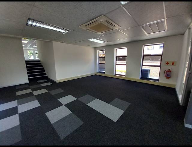 277M² OFFICE TO LET IN HURLINGHAM